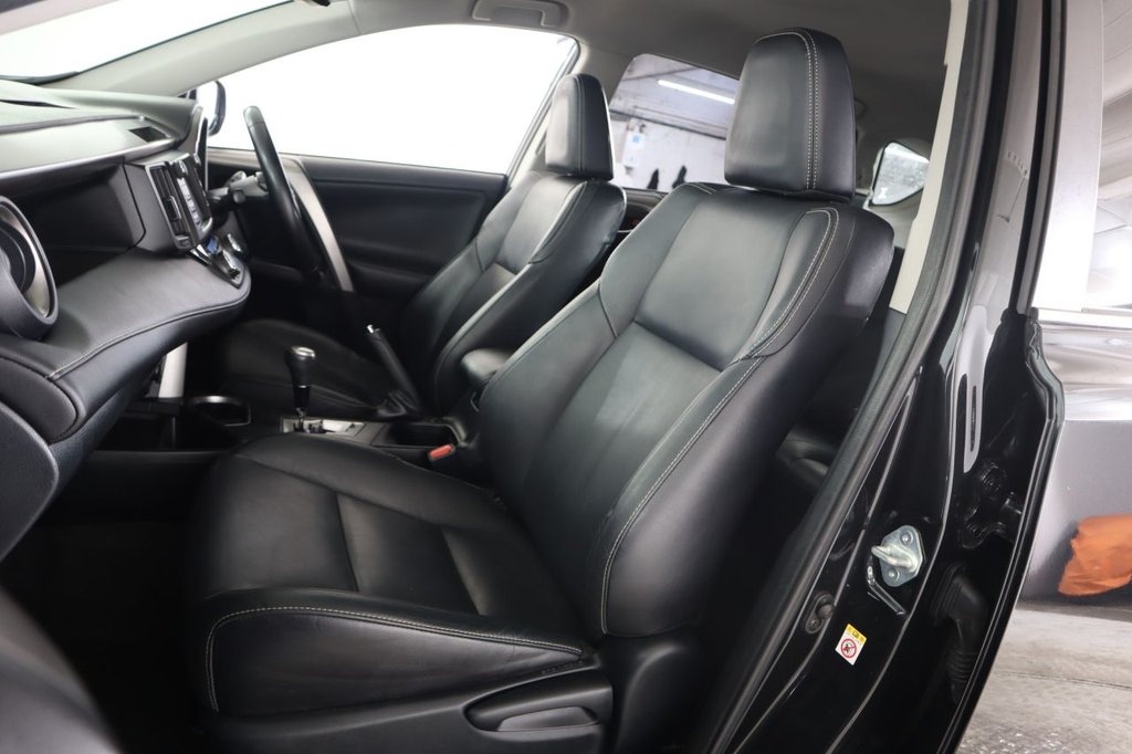 Used Toyota RAV4 2016 for sale - 77171857: Photo 43