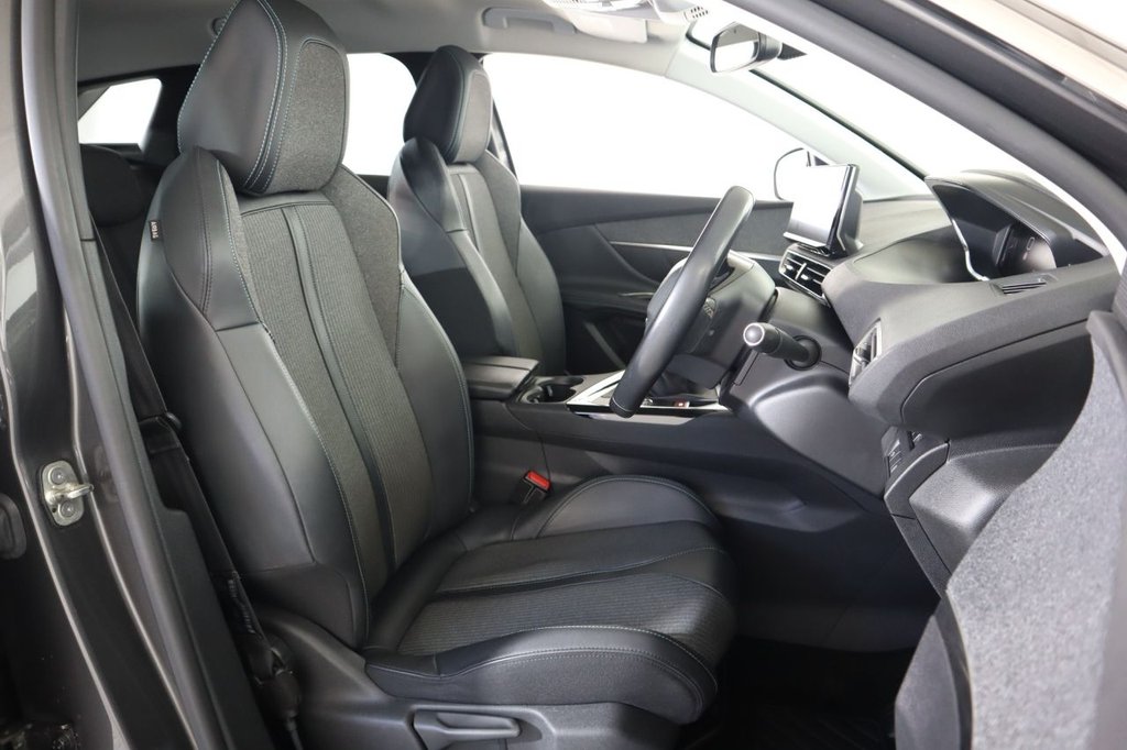 Used Peugeot 3008 2021 for sale - 76604997: Photo 42