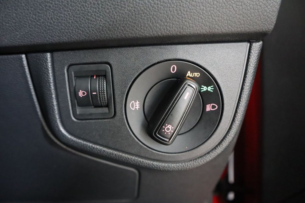 Used Volkswagen Polo 2018 for sale - 77110881: Photo 25