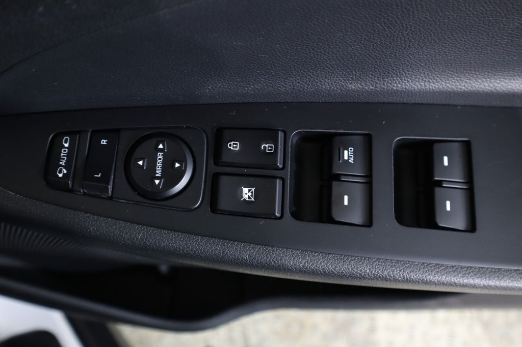 Used Hyundai TUCSON 2017 for sale - 76470331: Photo 31