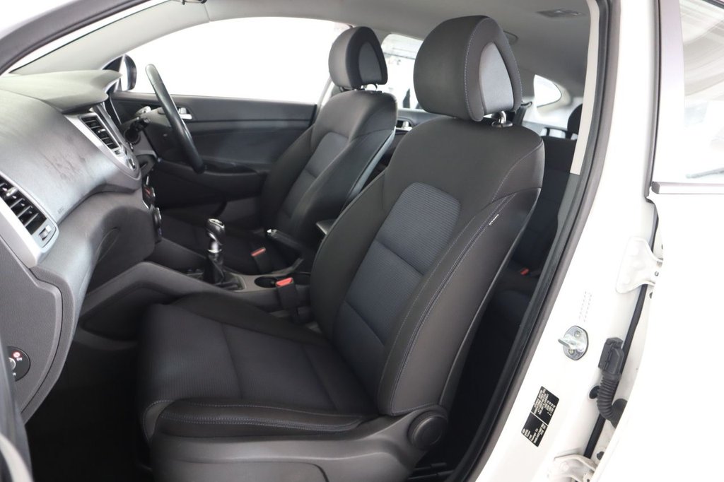 Used Hyundai TUCSON 2017 for sale - 76470331: Photo 43