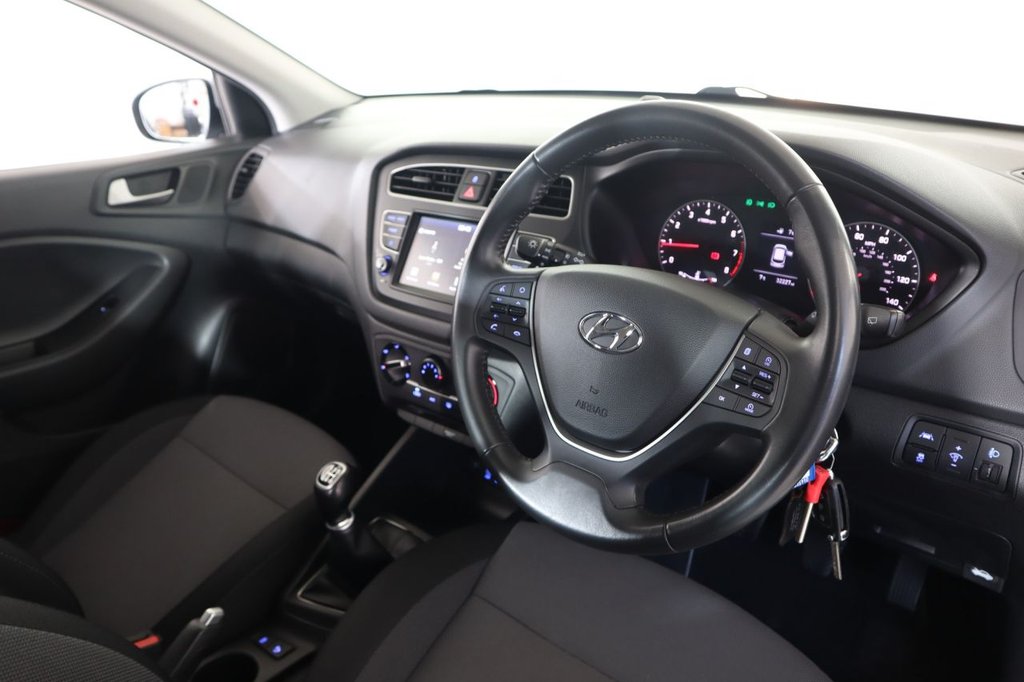 Used Hyundai i20 2019 for sale - 77356014: Photo 15