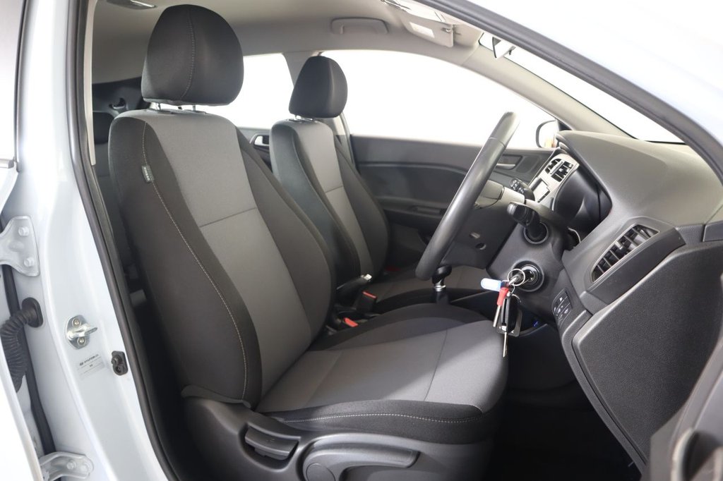 Used Hyundai i20 2019 for sale - 77356014: Photo 38