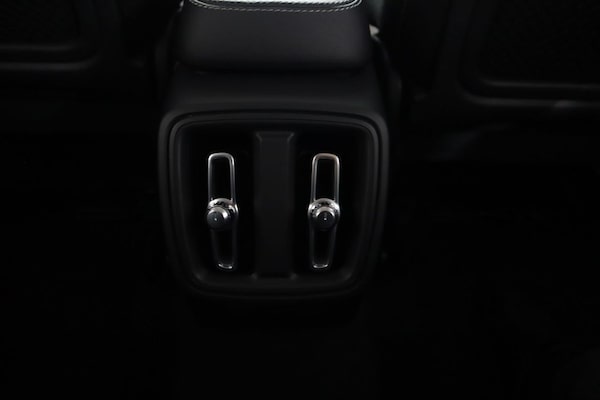 Used Volvo XC40 2019 for sale - 76223622: Photo 33