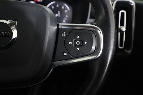 Used Volvo XC40 2019 for sale - 76223622: Photo 44