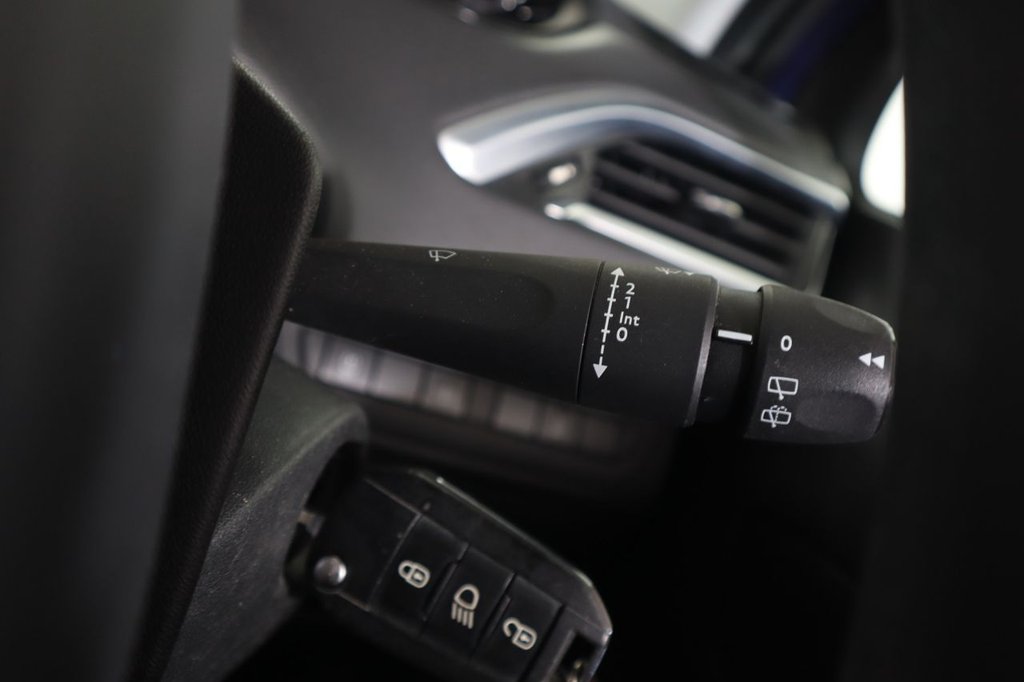 Used Peugeot 208 2015 for sale - 77153712: Photo 23