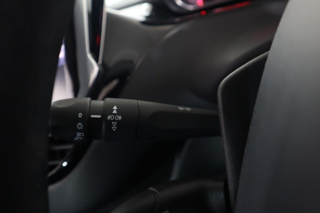 Used Peugeot 208 2015 for sale - 77153712: Photo 25