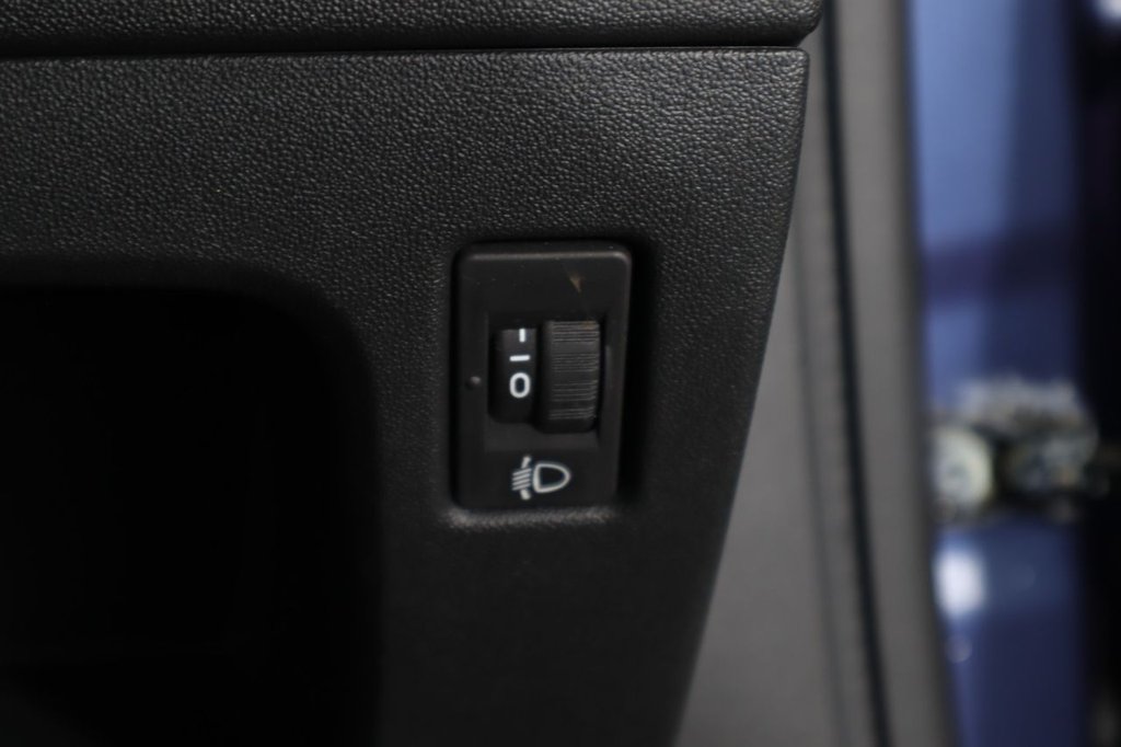 Used Peugeot 208 2015 for sale - 77153712: Photo 26