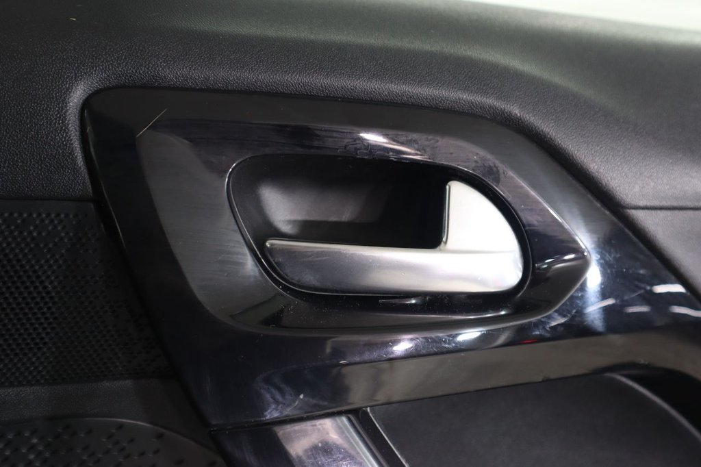 Used Peugeot 208 2015 for sale - 77153712: Photo 28