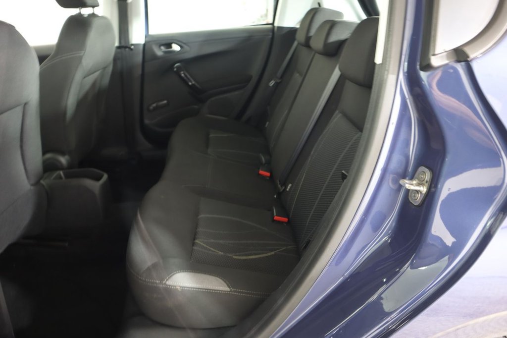 Used Peugeot 208 2015 for sale - 77153712: Photo 38