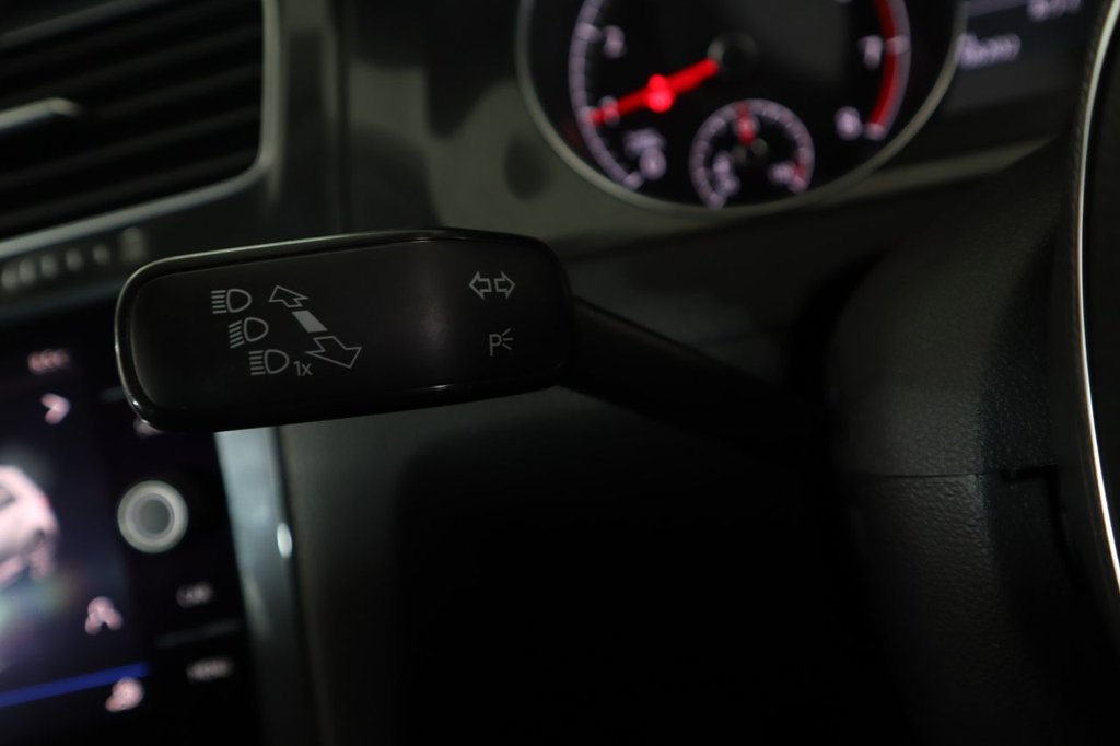 Used Volkswagen Golf 2019 for sale - 78181586: Photo 32