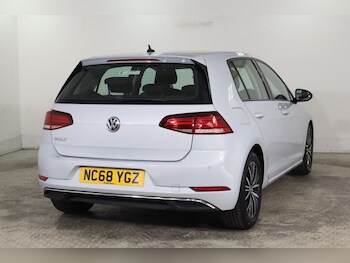 Used Volkswagen Golf 2019 for sale - 78181586: Photo