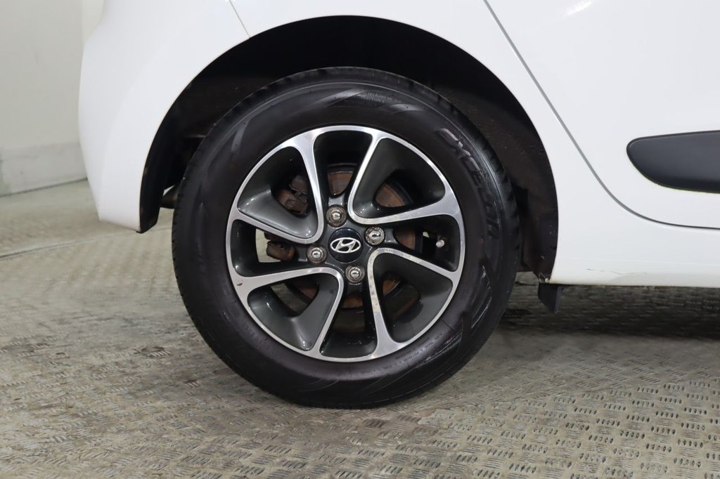 Used Hyundai i10 2018 for sale - 77668902: Photo 10