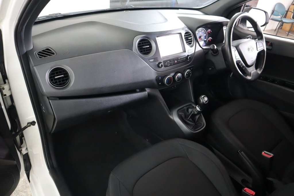 Used Hyundai i10 2018 for sale - 77668902: Photo 17