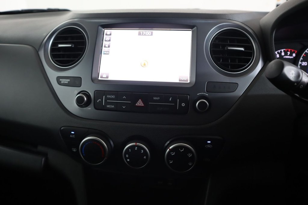 Used Hyundai i10 2018 for sale - 77668902: Photo 28