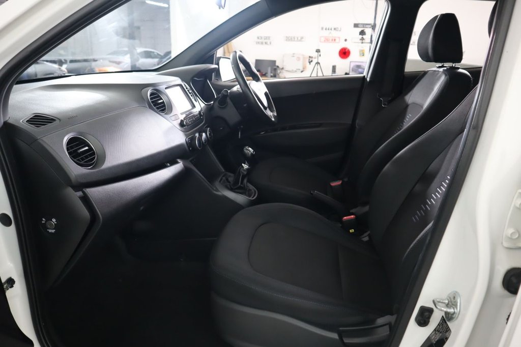 Used Hyundai i10 2018 for sale - 77668902: Photo 35