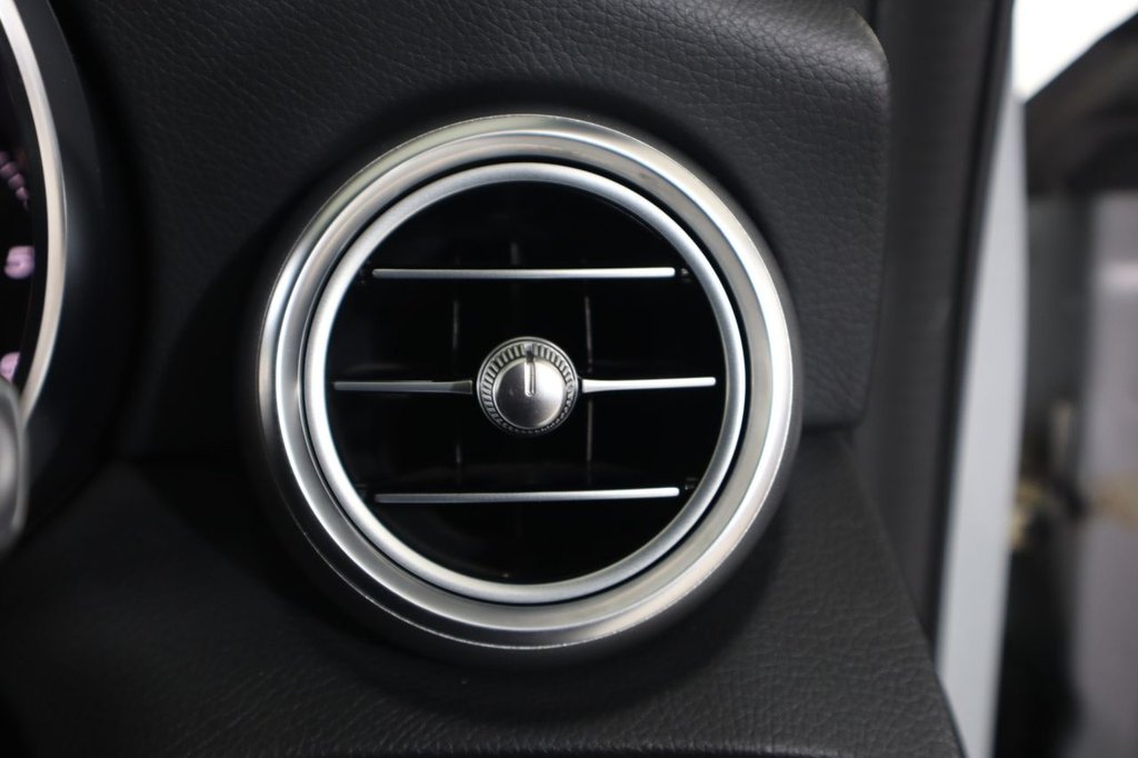 Used Mercedes-Benz C Class 2018 for sale - 77140020: Photo 30