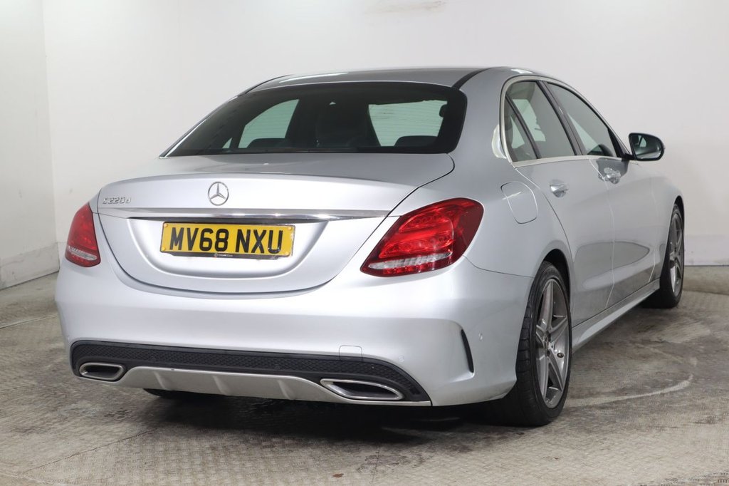 Used Mercedes-Benz C Class 2018 for sale - 77140020: Photo 6