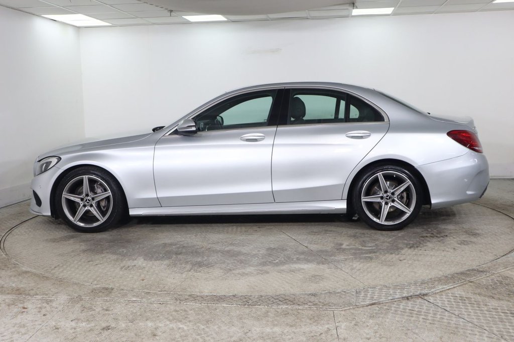 Used Mercedes-Benz C Class 2018 for sale - 77140020: Photo 8
