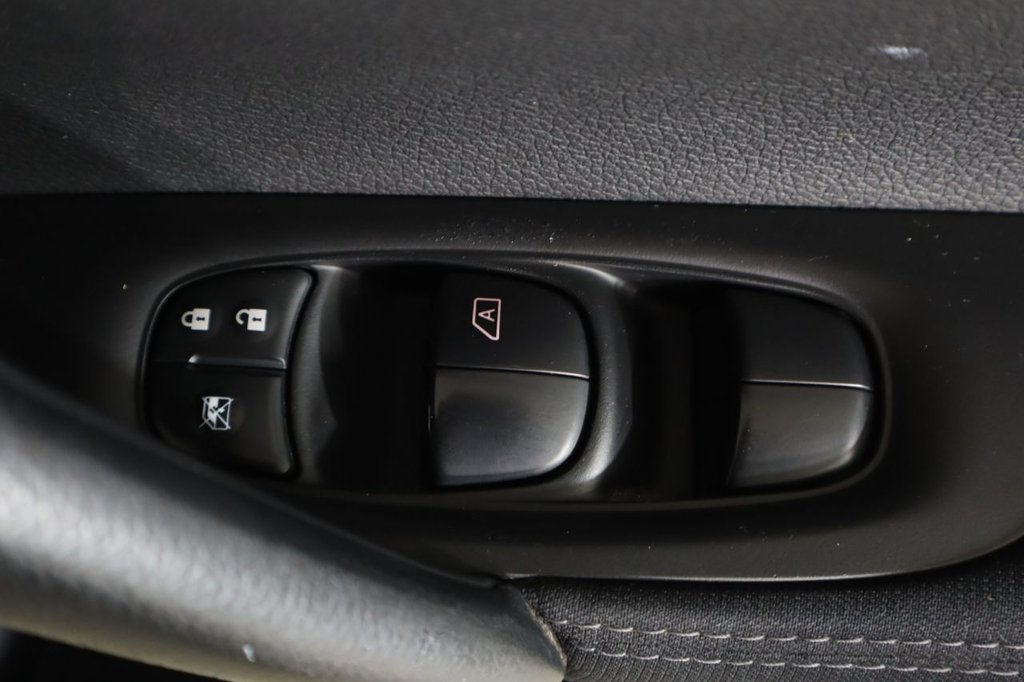 Used Nissan Qashqai 2015 for sale - 76496598: Photo 34