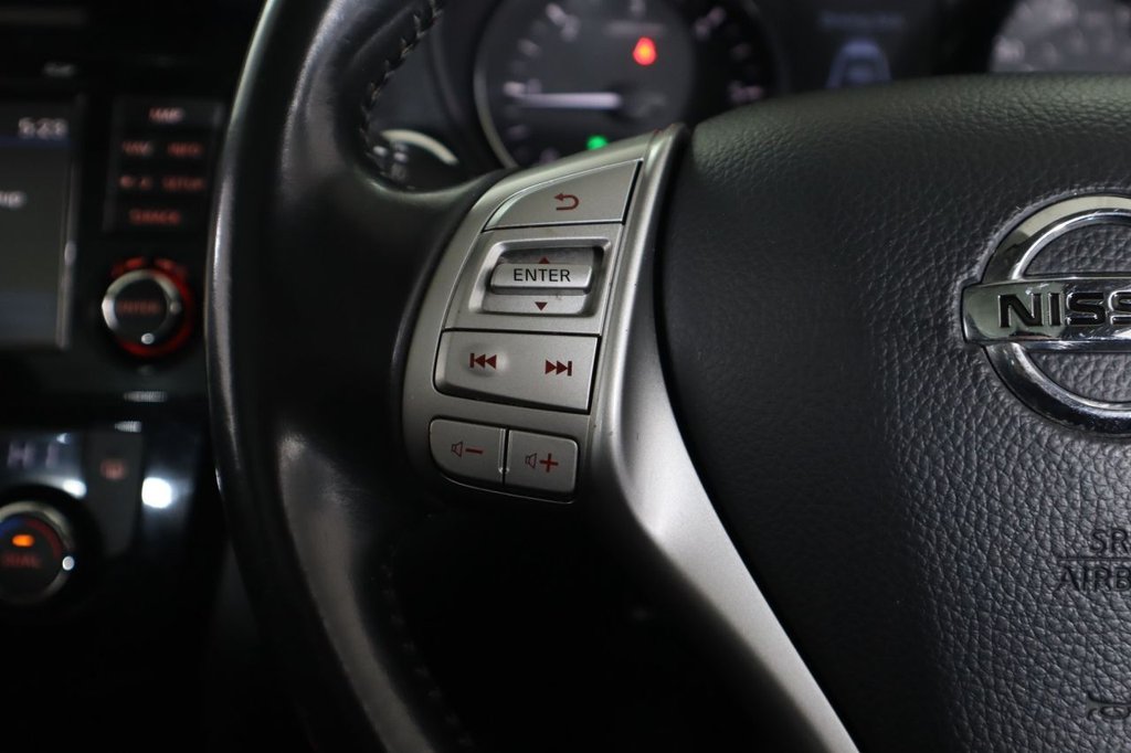 Used Nissan Qashqai 2015 for sale - 76496598: Photo 38