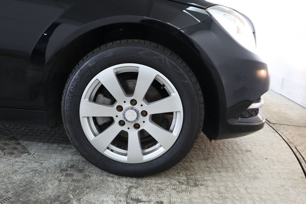 Used Mercedes-Benz C Class 2012 for sale - 76923691: Photo 11