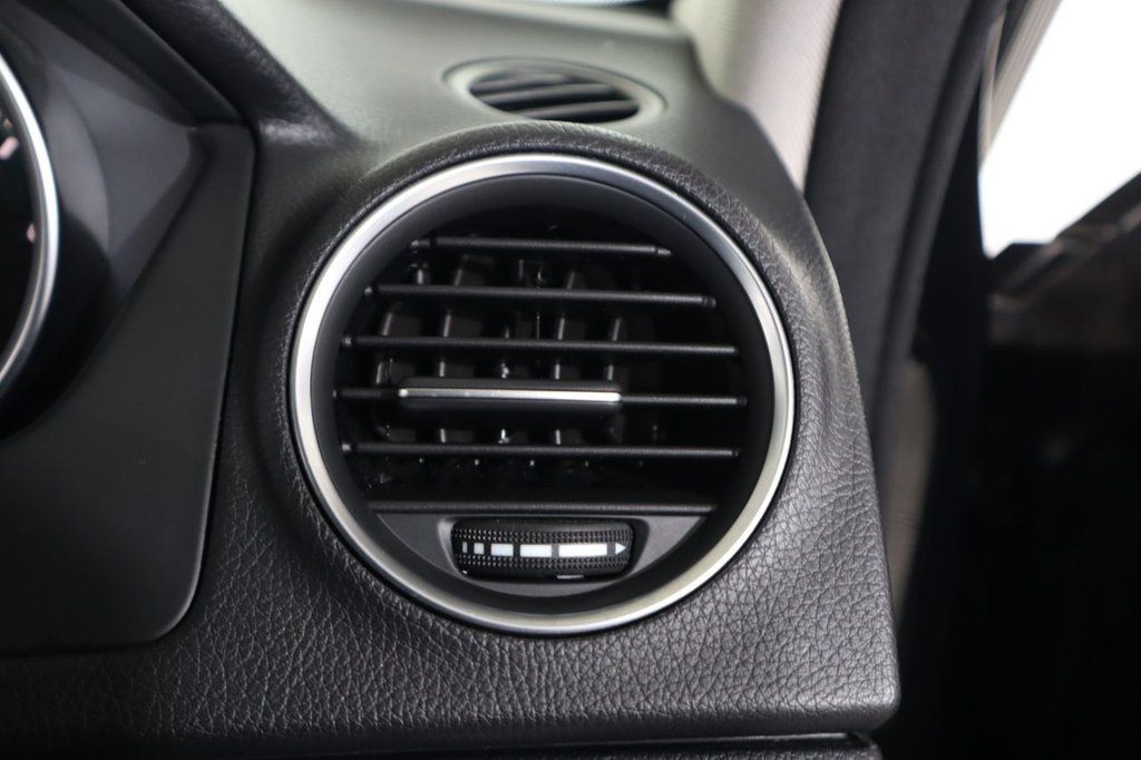 Used Mercedes-Benz C Class 2012 for sale - 76923691: Photo 30