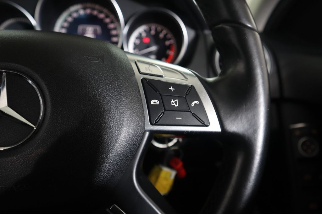 Used Mercedes-Benz C Class 2012 for sale - 76923691: Photo 37