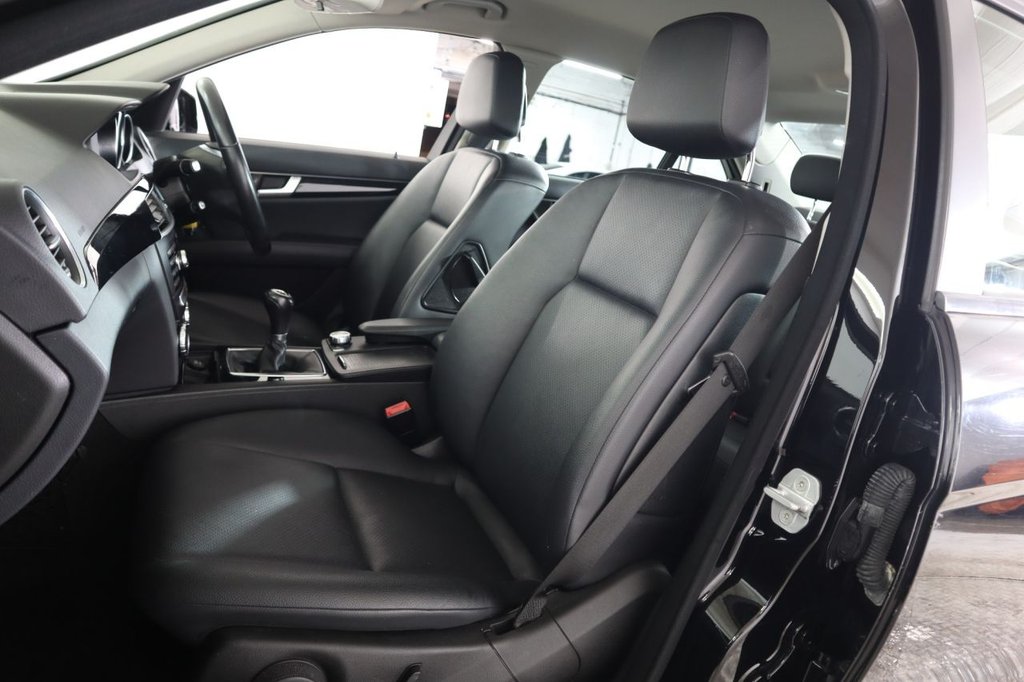 Used Mercedes-Benz C Class 2012 for sale - 76923691: Photo 39