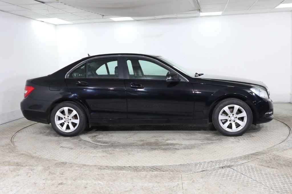 Used Mercedes-Benz C Class 2012 for sale - 76923691: Photo 7