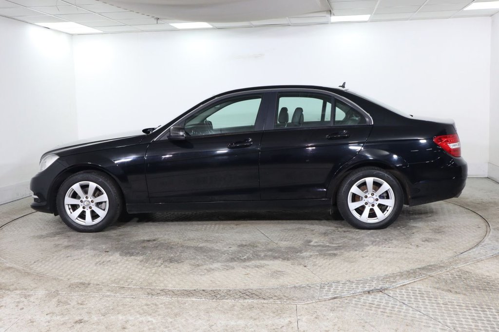 Used Mercedes-Benz C Class 2012 for sale - 76923691: Photo 8