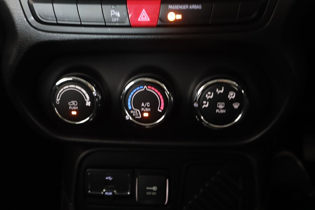 Used Jeep Renegade 2016 for sale - 77520834: Photo 21