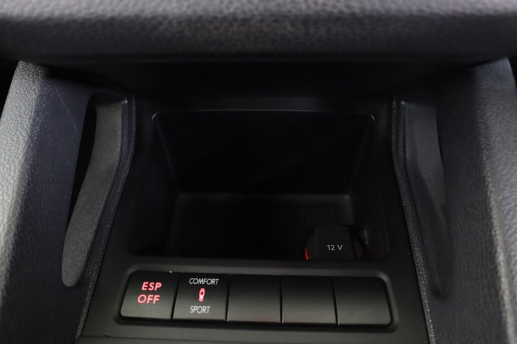 Used Volkswagen Scirocco 2008 for sale - 76185580: Photo 32