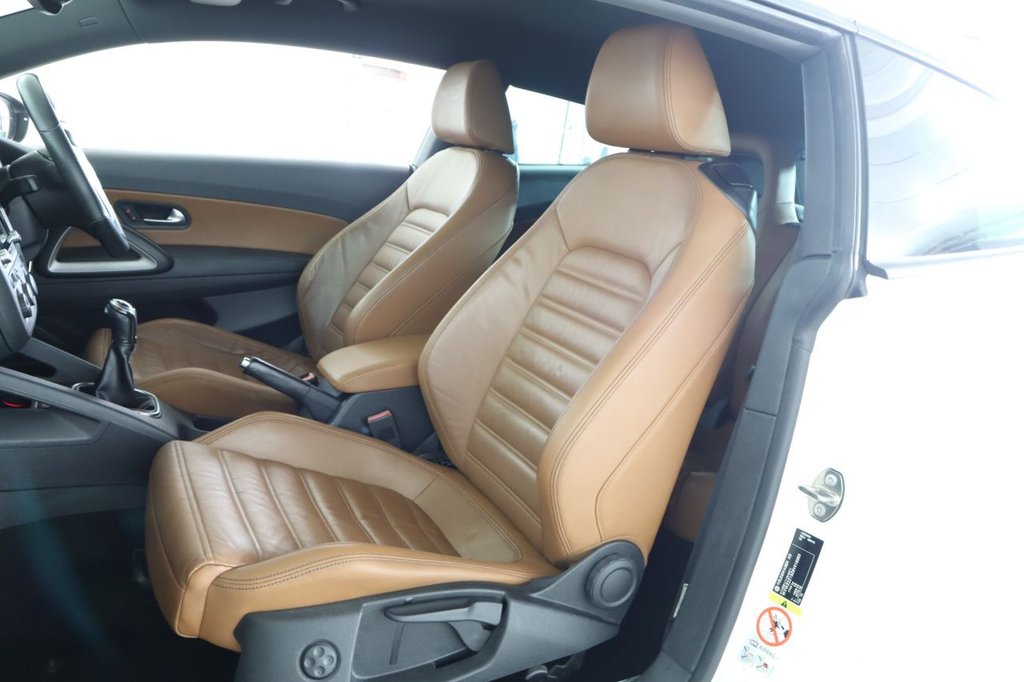 Used Volkswagen Scirocco 2008 for sale - 76185580: Photo 42
