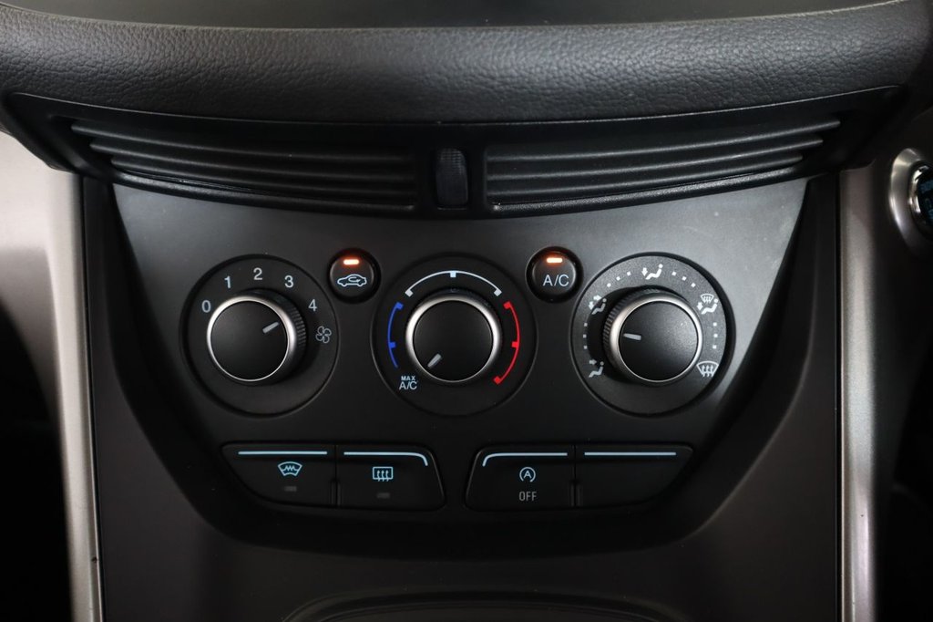 Used Ford Kuga 2016 for sale - 76396298: Photo 21