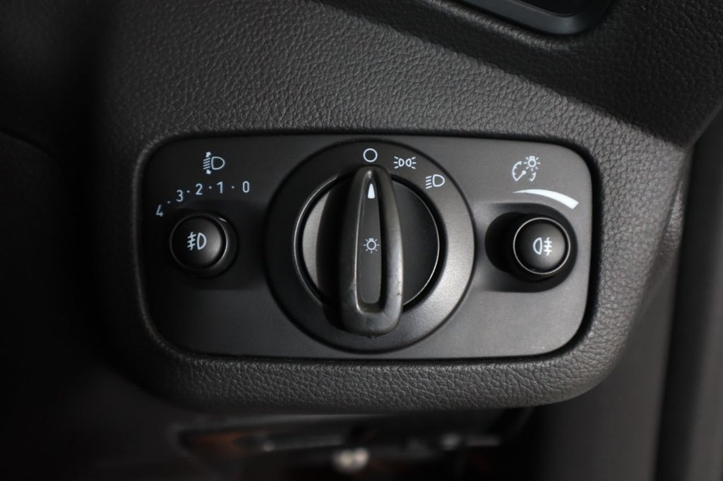 Used Ford Kuga 2016 for sale - 76396298: Photo 28