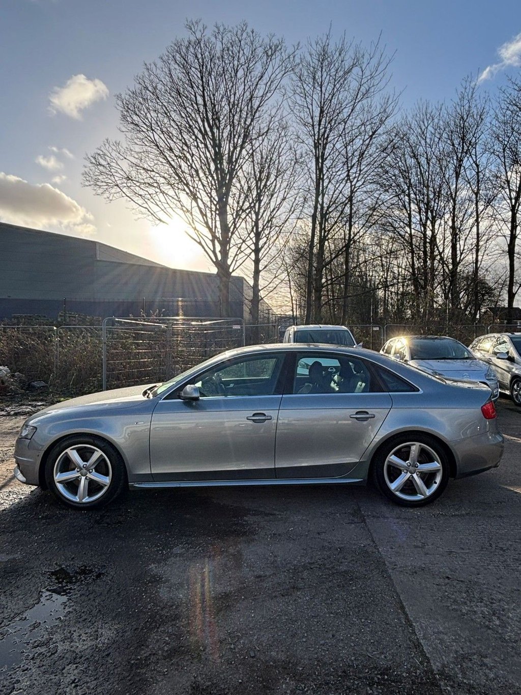 Used Audi A4 2009 for sale - 78220801: Photo 4