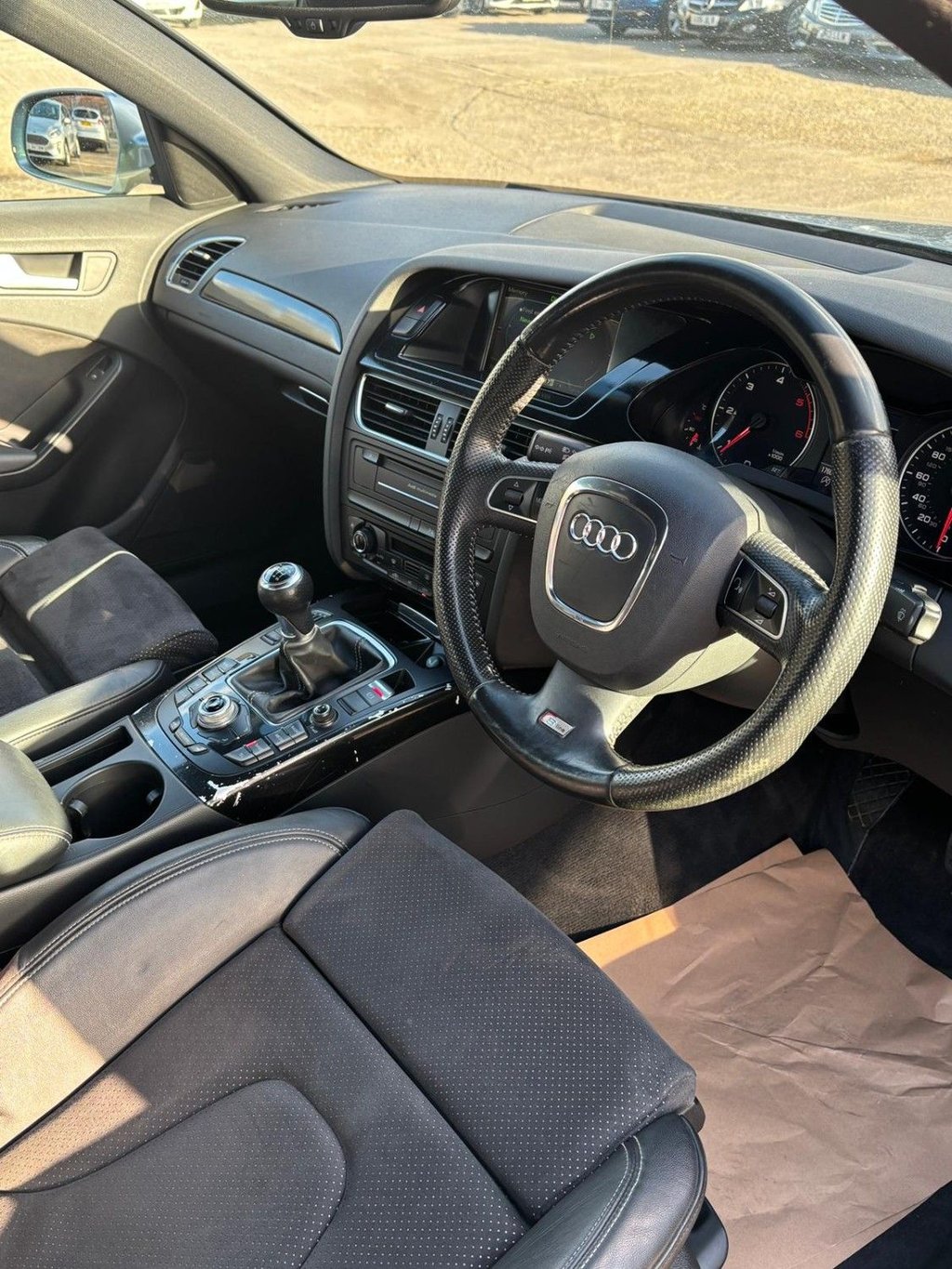 Used Audi A4 2009 for sale - 78220801: Photo 9