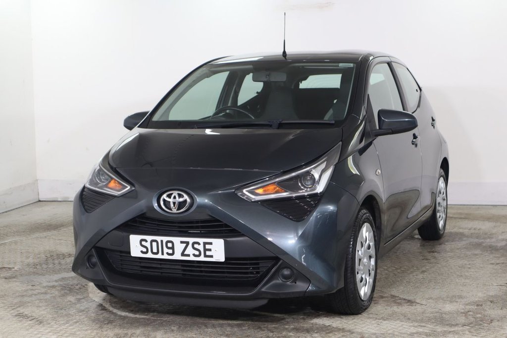 Used Toyota AYGO 2019 for sale - 77212697: Photo 3