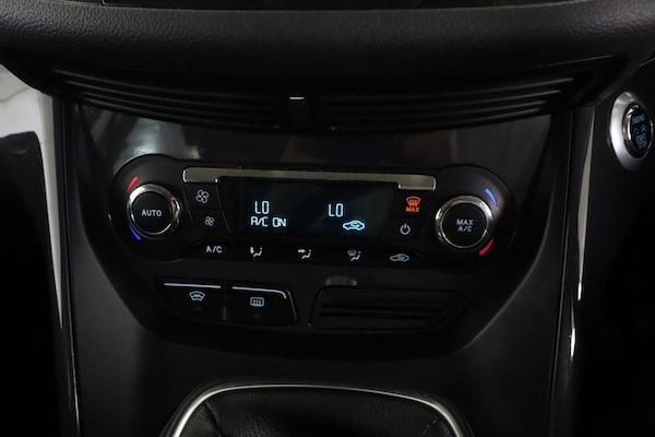 Used Ford Kuga 2015 for sale - 75287253: Photo 19