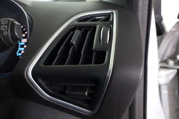 Used Ford Kuga 2015 for sale - 75287253: Photo 22