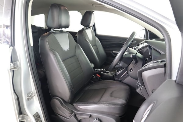 Used Ford Kuga 2015 for sale - 75287253: Photo 38