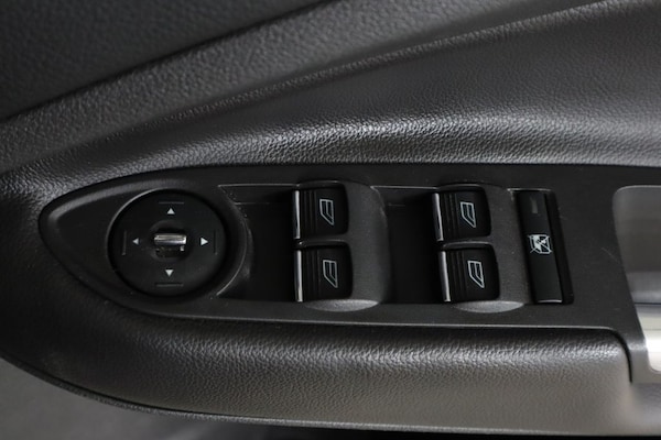 Used Ford Kuga 2015 for sale - 75287253: Photo 42