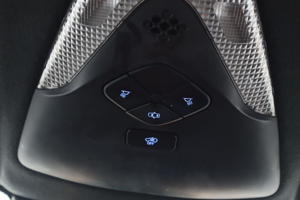 Used Toyota C-HR 2018 for sale - 76655038: Photo 24