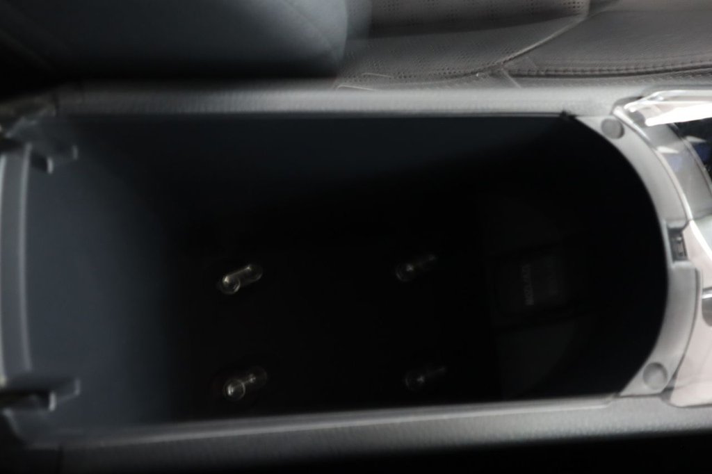 Used Toyota C-HR 2018 for sale - 76655038: Photo 25