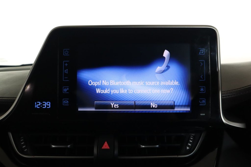 Used Toyota C-HR 2018 for sale - 76655038: Photo 44