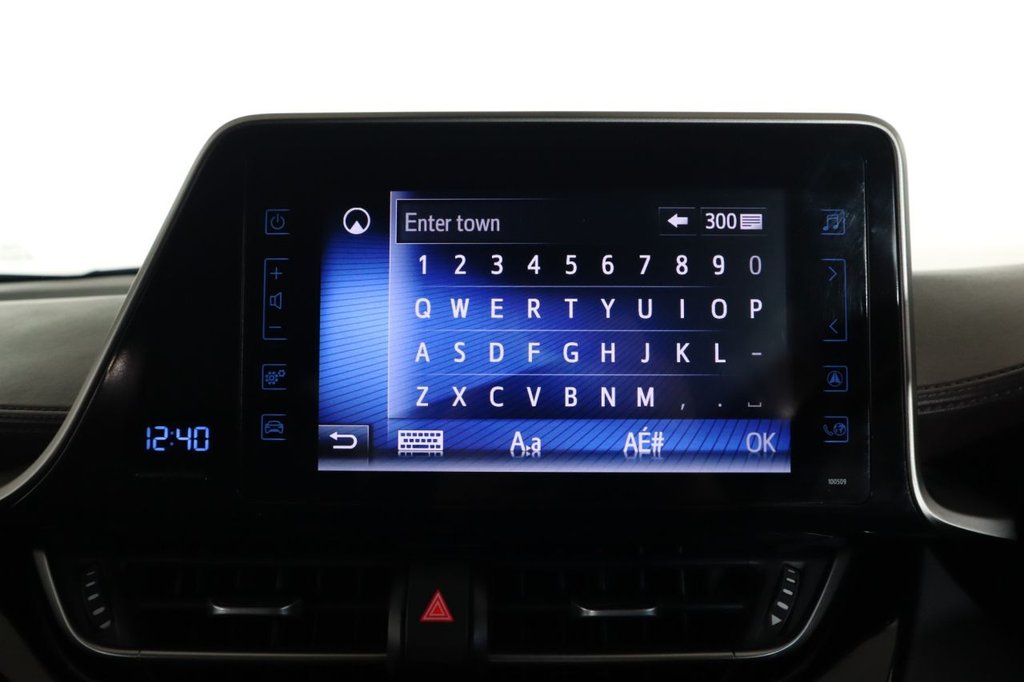 Used Toyota C-HR 2018 for sale - 76655038: Photo 47