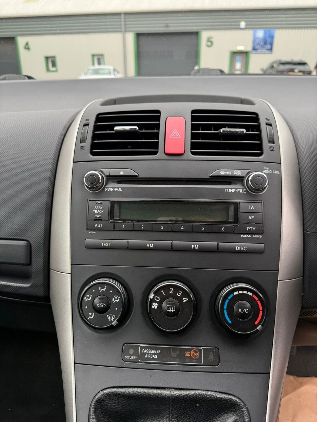 Used Toyota Auris 2009 for sale - 77241654: Photo 11