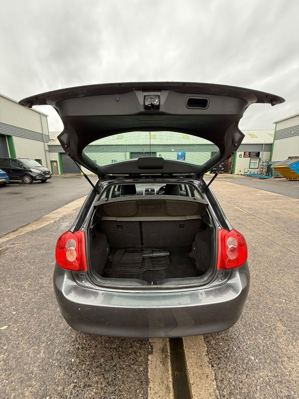 Used Toyota Auris 2009 for sale - 77241654: Photo 6