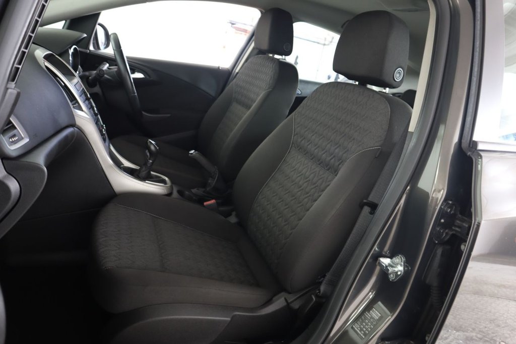 Used Vauxhall Astra 2013 for sale - 77734514: Photo 15